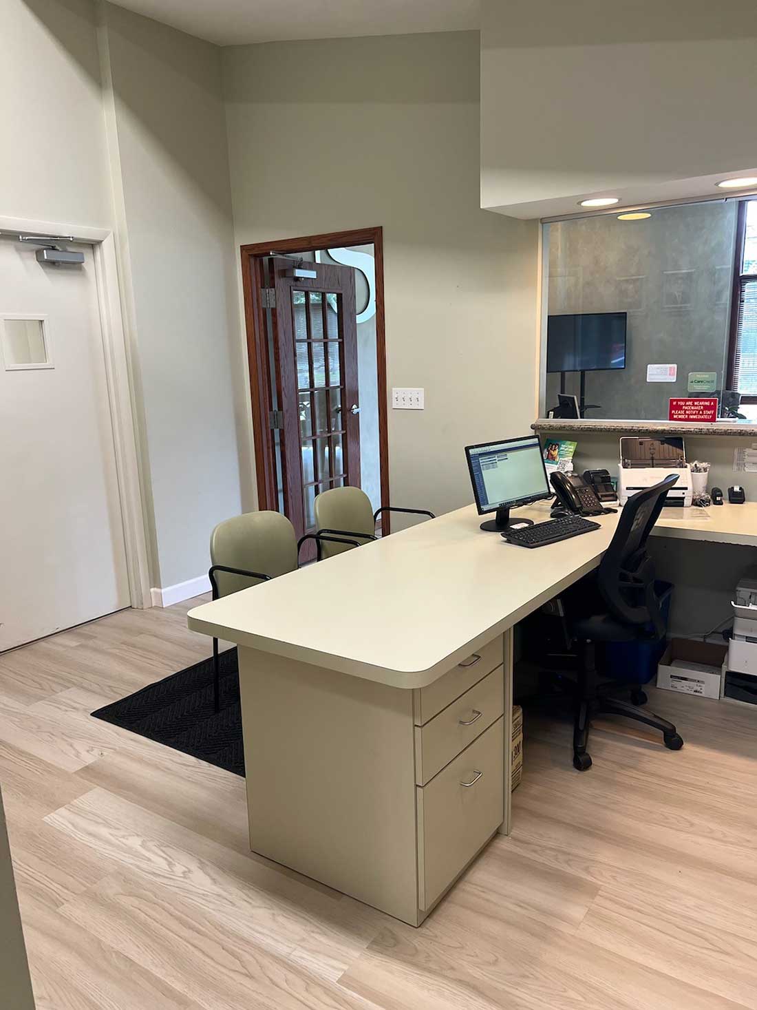 Bartlett Front Desk
